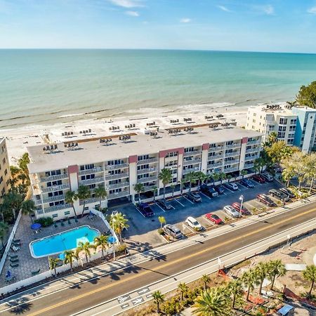 Beach Oasis - No Storm Damage & Guest Ready! Come Enjoy The Heated Pool & Relax At The Beach! Clearwater Beach Buitenkant foto